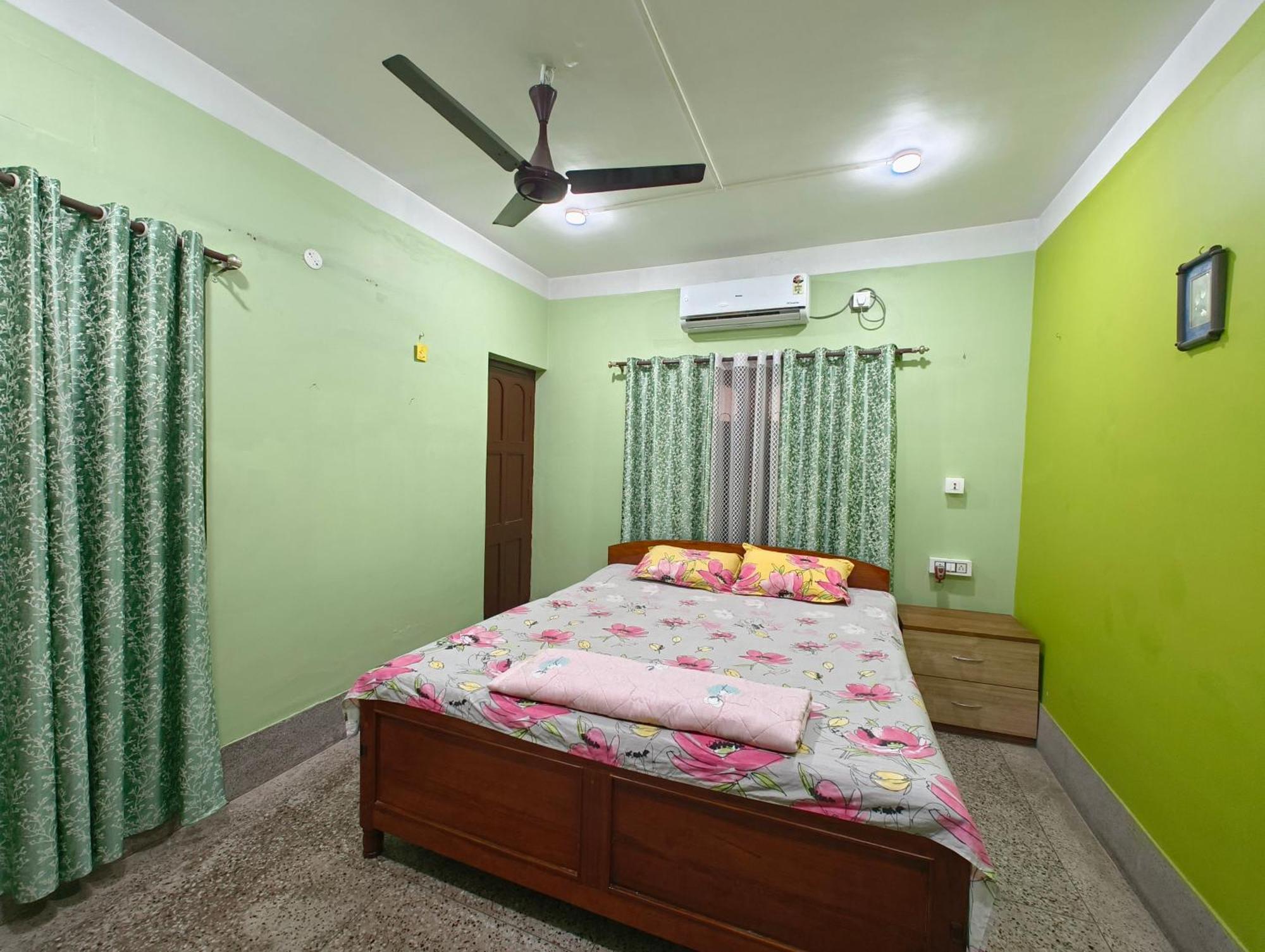 Anjali Homestay - 10 Mins From Airport سيليجوري المظهر الخارجي الصورة