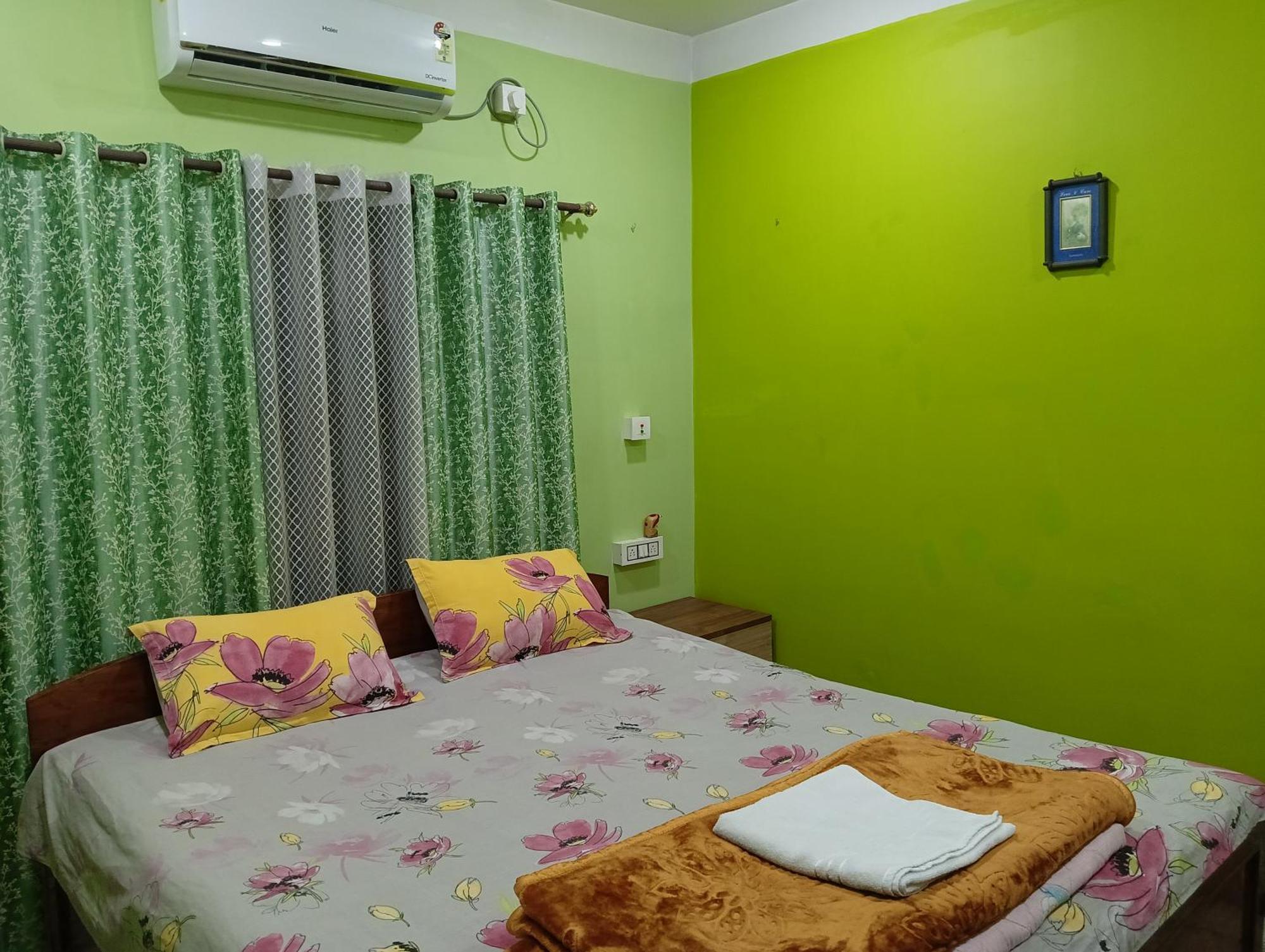 Anjali Homestay - 10 Mins From Airport سيليجوري المظهر الخارجي الصورة